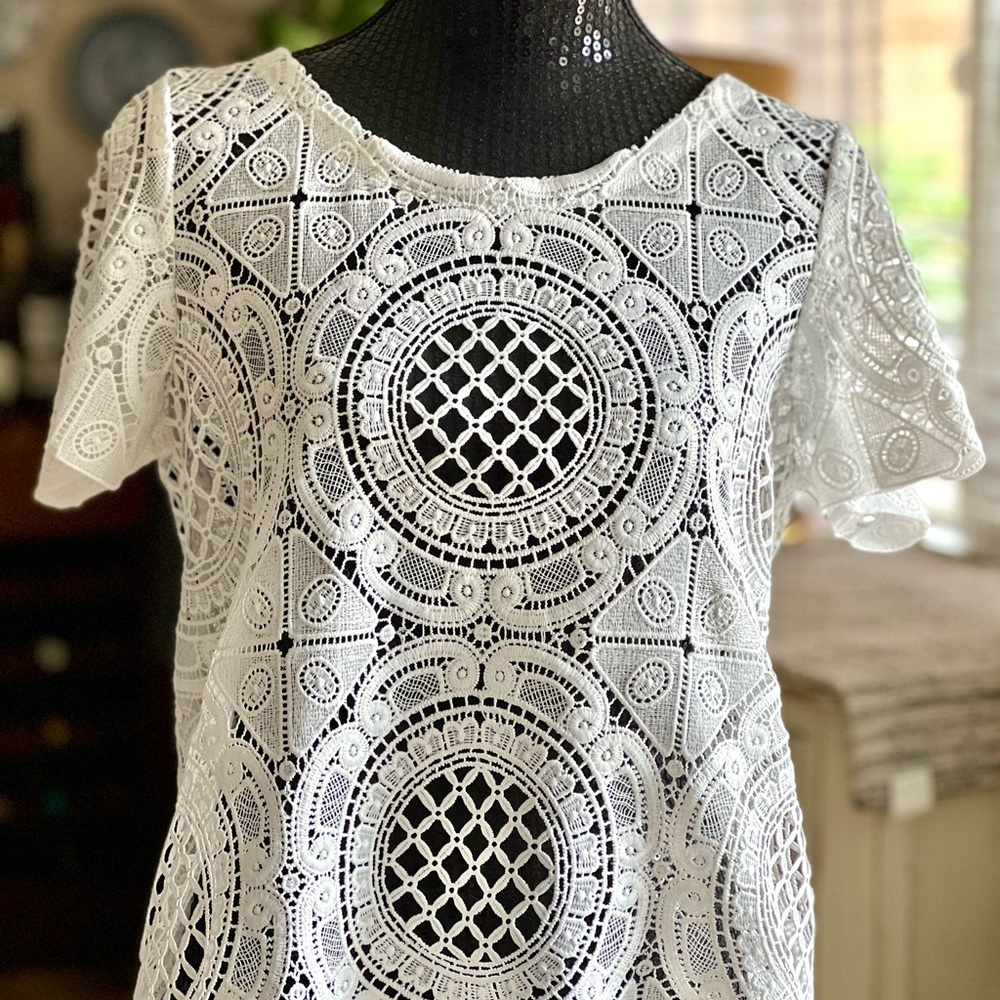 Lace layering top